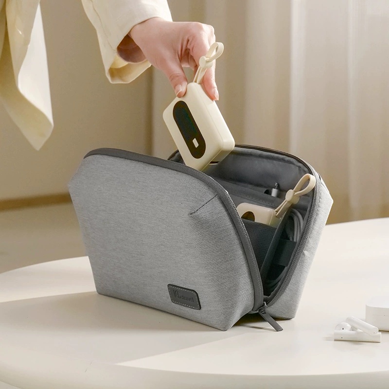 電子機器オーガナイザー トラベルケース、防水トラベルバッグ  - Tech Accessories Storage のレビューと価格